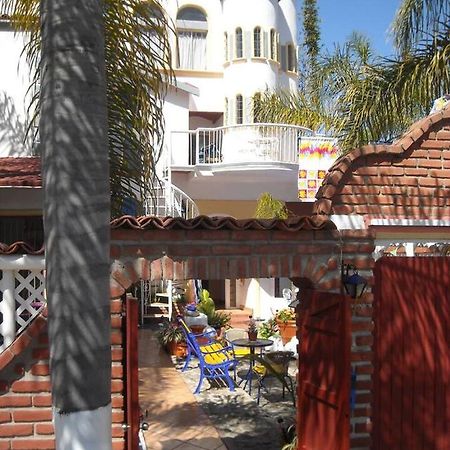 Welcome To Casa Viva Mexico 3-Bedrooms 2-Bathroms 6-Guests Close To Shoping Center & Beach ติฮัวนา ภายนอก รูปภาพ